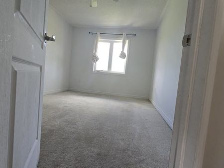 Three bedroom detached home for rent in Angus Ont. - Photo 3