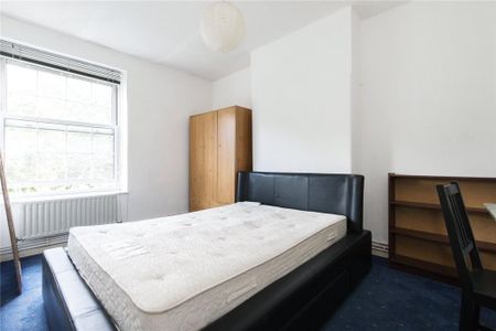 3 bedroom apartment to rent - Photo 3