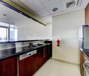 High Floor | Vacant | Multiple Cheques Accepted - Photo 1
