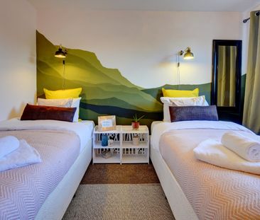 2 Bed Terraced House, Moorville Close, LS11 - Photo 2