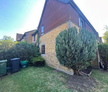 Churchfields, Guildford, Surrey, GU4 - Photo 1