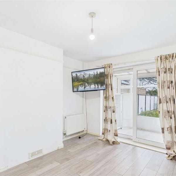 Orchard Way, Cheltenham, GL51 - Photo 1