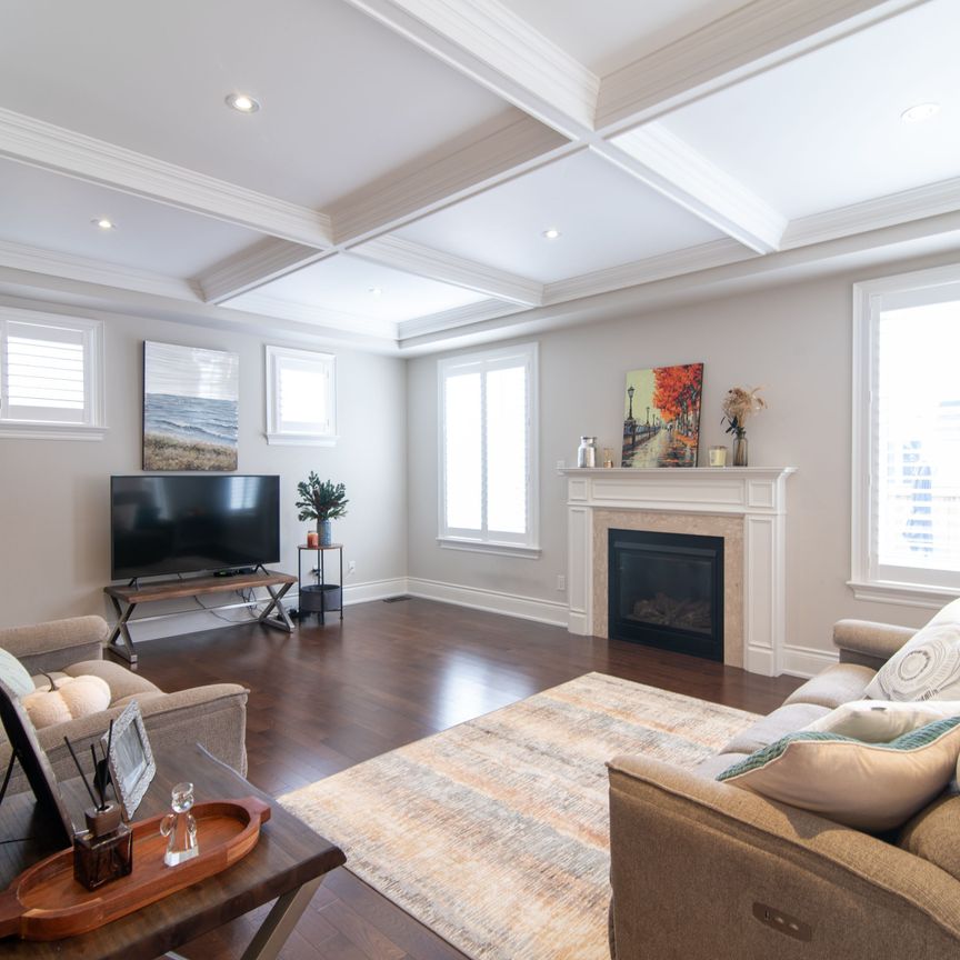 For Lease - 2128 Lillykin Street, Oakville, Ontario - Photo 1