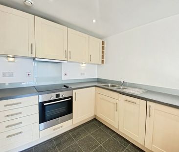 2 bedroom apartment to rent - Photo 6
