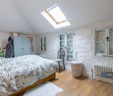 2 bedroom semi-detached house to rent - Photo 3