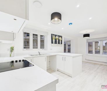 3 bedroom detached house to rent - Photo 5