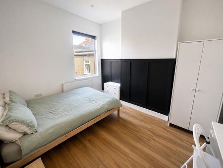 1 bedroom property to rent - Photo 2