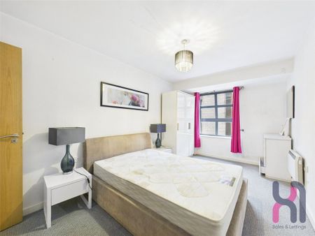 2 bedroom flat to rent - Photo 5