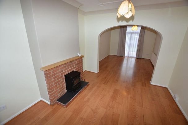 3 bedroom semi-detached house to rent - Photo 1