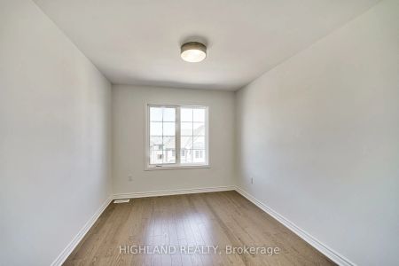 Property For Lease | W9294313 - Photo 5