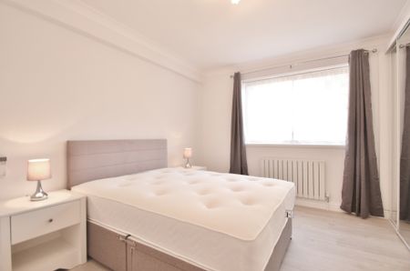Regent House, Windsor Way, Hammersmith, London, W14 - Photo 4