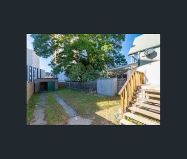 Charming Home in Prime Summer Hill Location - Photo 6