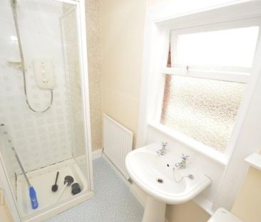 3 Lisburn Avenue, Belfast, BT9 7FX - Photo 2