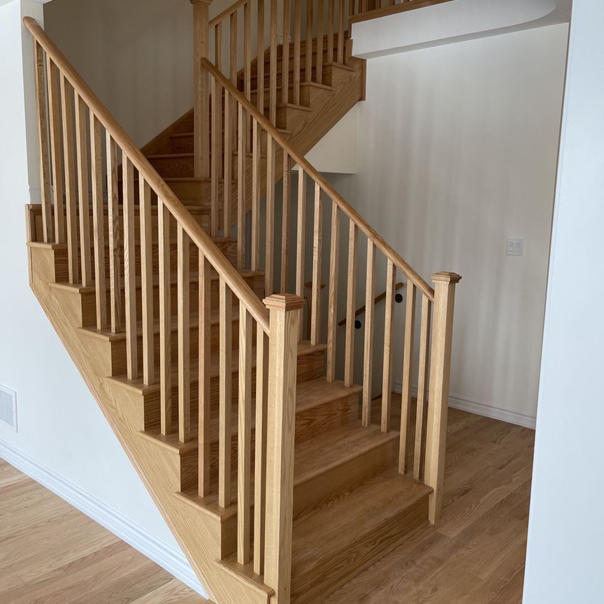 For Lease - 103 Nottingham Road, Barrie, Ontario - Photo 1