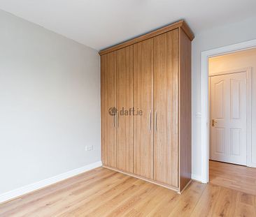 Apartment to rent in Contae Bhaile Átha Cliath, An tSeanchúirt - Photo 2