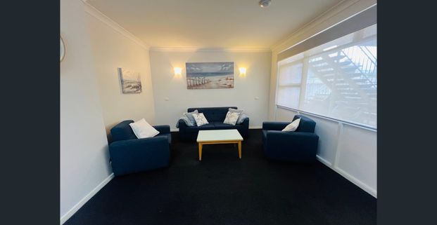 FURNISHED EQUIPPED Position Perfect - Photo 1