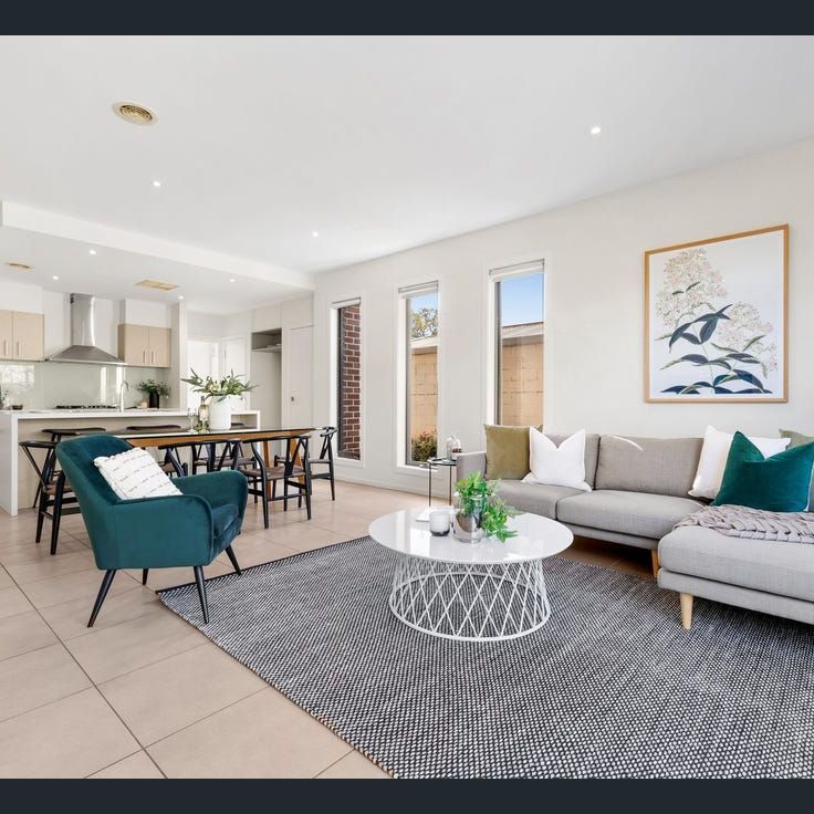 30b Gowrie Street, Bentleigh East VIC 3165 - Townhouse For Rent | Domain - Photo 1