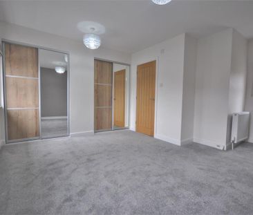 Main Street, Newton On Derwent, York - Photo 6