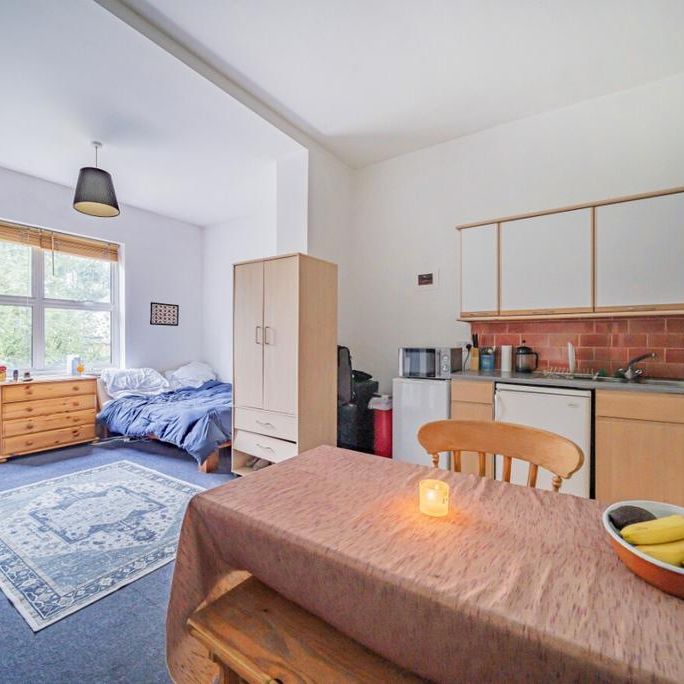 1 bedroom flat to rent - Photo 1