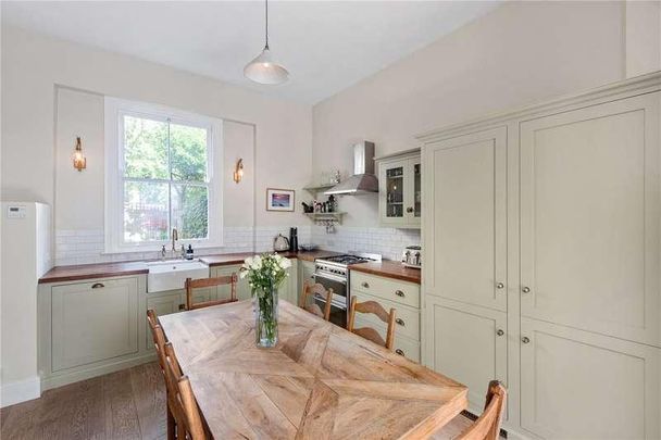 Balls Pond Road, London, N1 - Photo 1