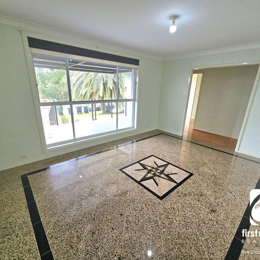 Spacious Family Home - Photo 1