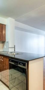 5791 YONGE ST. #1606 - BRIGHT 1BED/1BATH, LAUNDRY, BALCONY - Photo 4