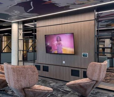 3 Bed Apartment - Photo 3