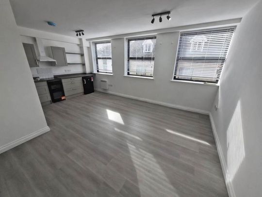 2 bedroom apartment to rent - Photo 1