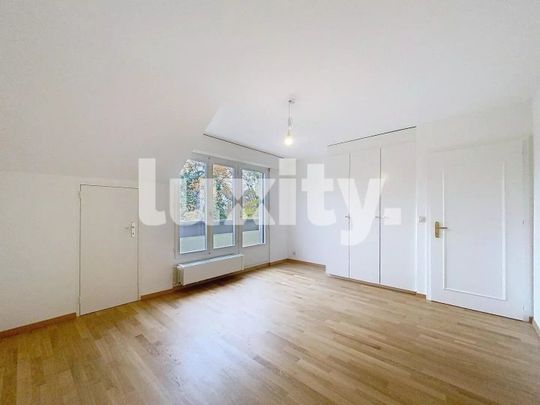 À louer à Coppet – Superbe attique de 4,5 pièces entièrement rénové (2025) Disponible immédiatement - Photo 1