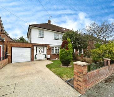 Spring Avenue, Egham, Surrey, TW20 9PJ - Photo 2