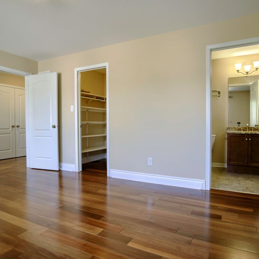 For Lease - 184 Cheyenne Way, Barrhaven, Ontario - Photo 1