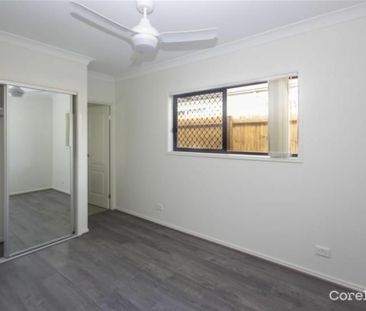 Cozy 3 Bedroom Duplex! - Photo 5