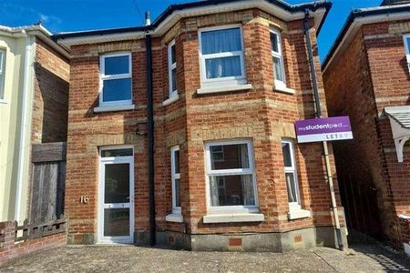 Bedroom Detached House In Winton, BH9 - Photo 5