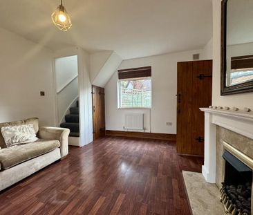 2 bedroom terraced house to rent - Photo 1