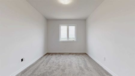 For Lease - 374 Bradshaw Drive, Stratford, Ontario - Photo 4