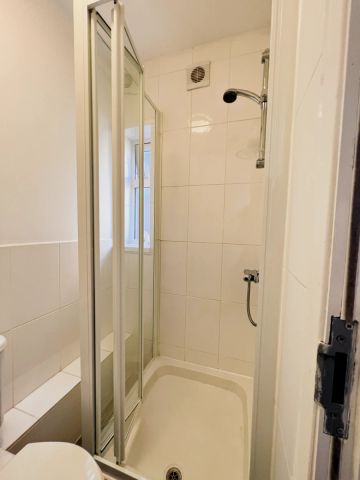 room 5 - Photo 5