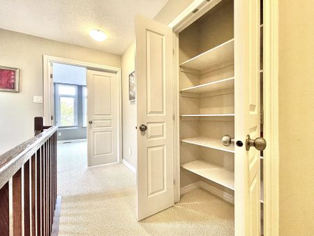 For Lease - 616 WHITECLIFFS Avenue, Blossom Park - Airport and Area, Ontario - Photo 4