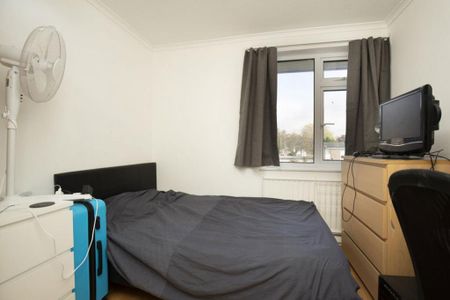 4 bedroom house to rent - Photo 4