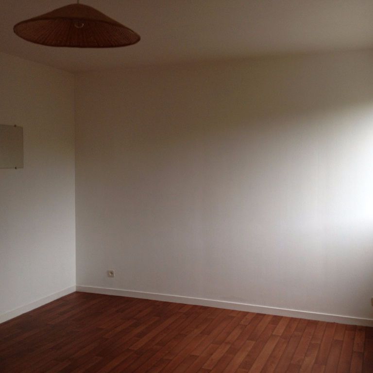 Location Appartement 1 pièce 24m² PORNIC 44210 - Photo 1