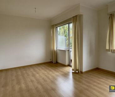 2-slaapkamerappartement met autostaanplaats - Photo 1
