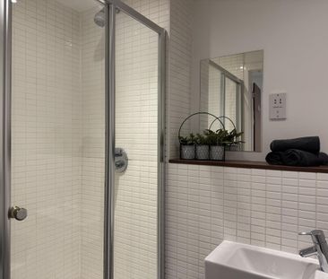 Studio to rent - Photo 6