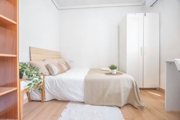 Carrer de Mistral, Valencia, Valencian Community 46020 - Foto 1