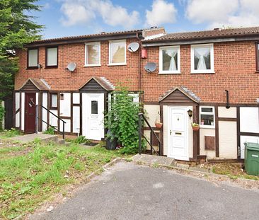 2 bedroom terraced house to rent - Photo 4