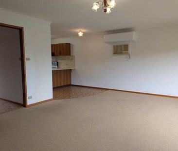 Quiet, Central, Low-Maintenance - Photo 5