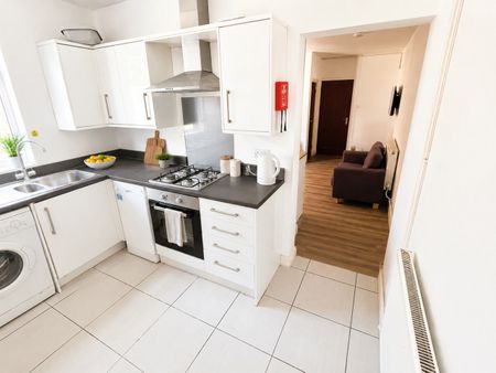 6 Bed Terraced House, Stretton Road - Student, LE3 - Photo 4