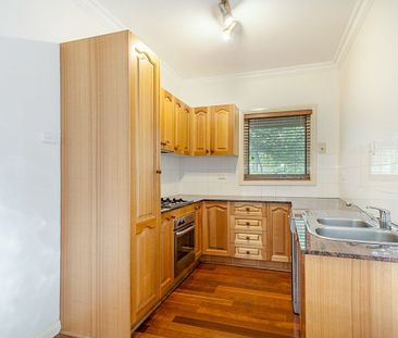Beautiful family home in Ideal Location - Photo 3