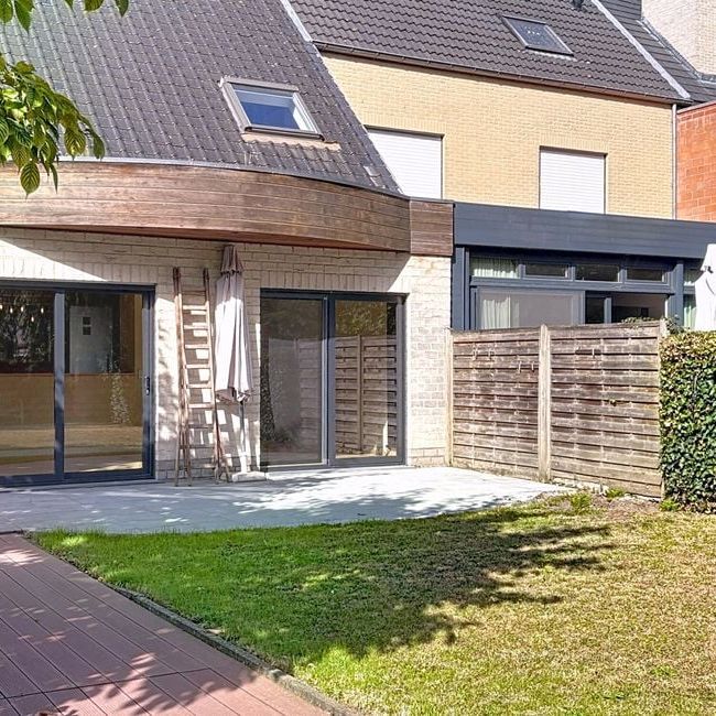 Woning te huur in Kontich voor € 1.500 met 2 slaapkamers - Photo 1