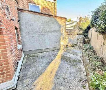 Ravenshaw Street, London, NW6 - Photo 5