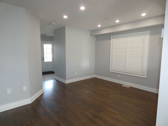 For Lease - 7857 Sassafras Trail, Niagara Falls, Ontario - Photo 1