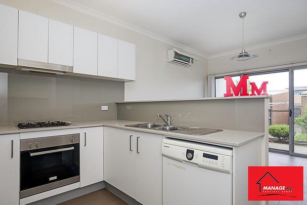 29 William Cooper Avenue, Bonner ACT 2914 - Townhouse For Rent | Domain - Photo 1